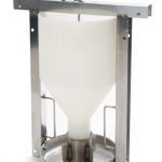 Piglet feeder – farrowing pen feeder tray